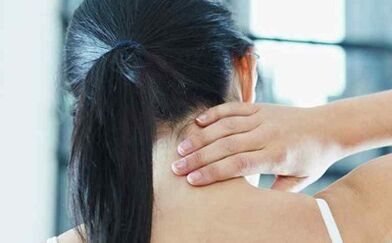 Cómo se manifiesta la osteocondrosis cervical